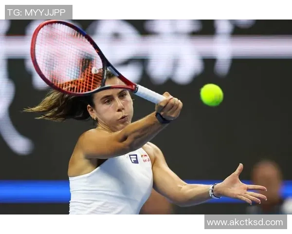 南京网球队的训练与比赛状态全景揭秘，网球巨献带你深入了解他们的拼搏精神